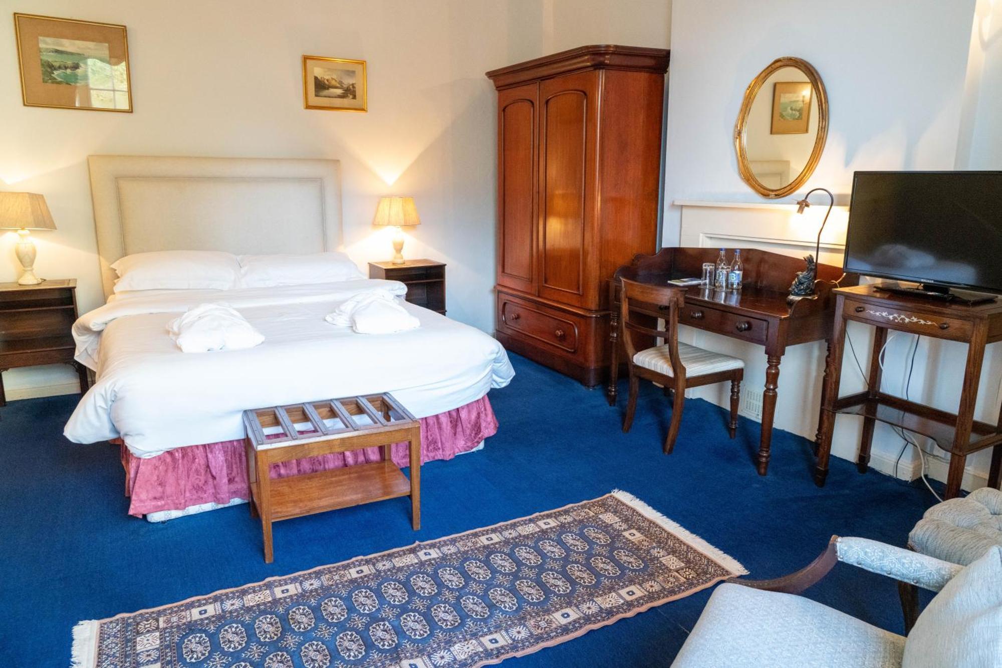 Hotel Castle Grove 4*